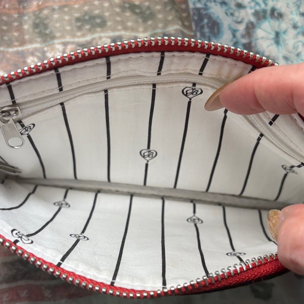 Brighton 2 for 1 Bag set! Holiday Clutch & pebbled/ patent leather coin purse 😁 - Picture 4 of 15